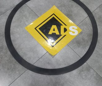 کاربرد لاستیک‌های ضد اسید در صنایع شیمیایی